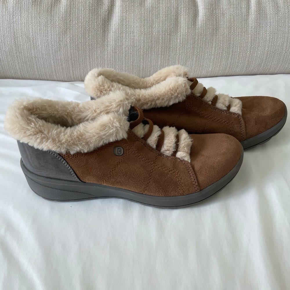 Bzees Golden Faux Fur Trim Slip on Bootie Brown Women's Size 7.5